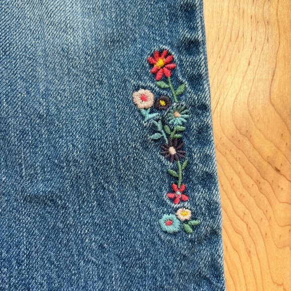 Vintage Hanna Andersson Embroidered Floral Adjustable Waist Jeans size 120 - Picture 3 of 10